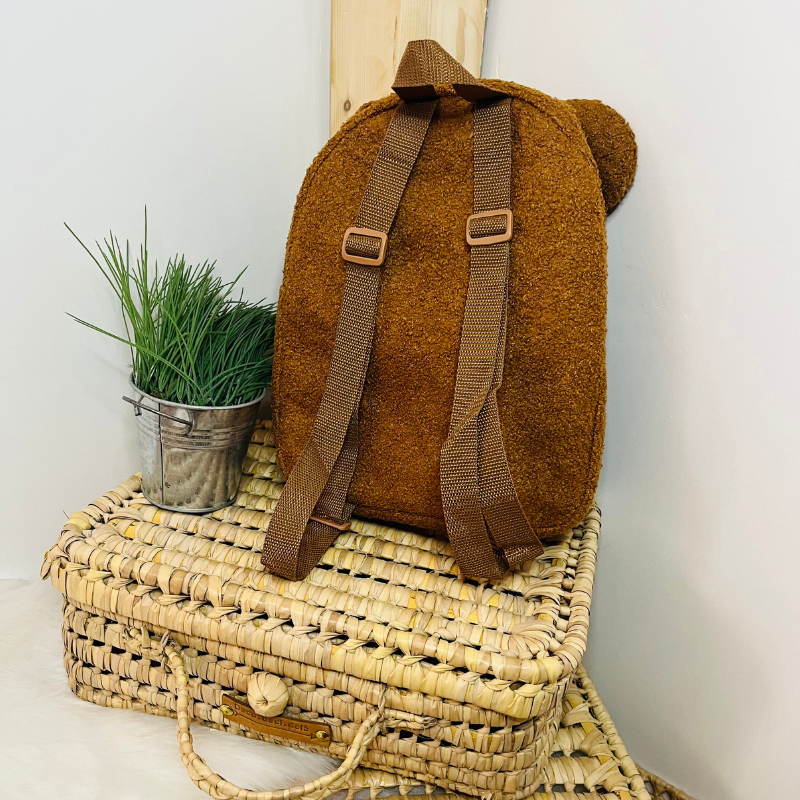 🎒 Sac à dos oreilles d'ourson : Le compagnon en caramel de ton petit explorateur ! 🐻🍬