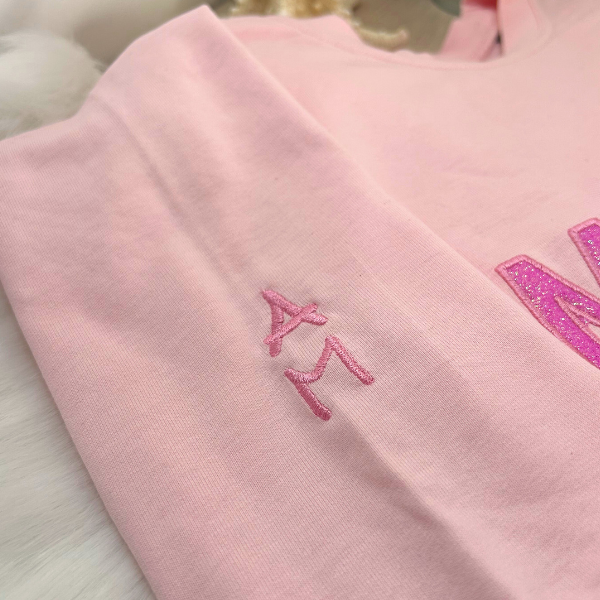 Le Sweat Pailleté : Pour les Mamans Qui Veulent Briller avec Confort ! 🌟